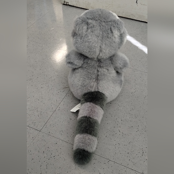 Walt Disney Vintage Pocahontas Meeko Racoon  Sitting Plush Stuffed Animal 8in - Picture 6 of 13